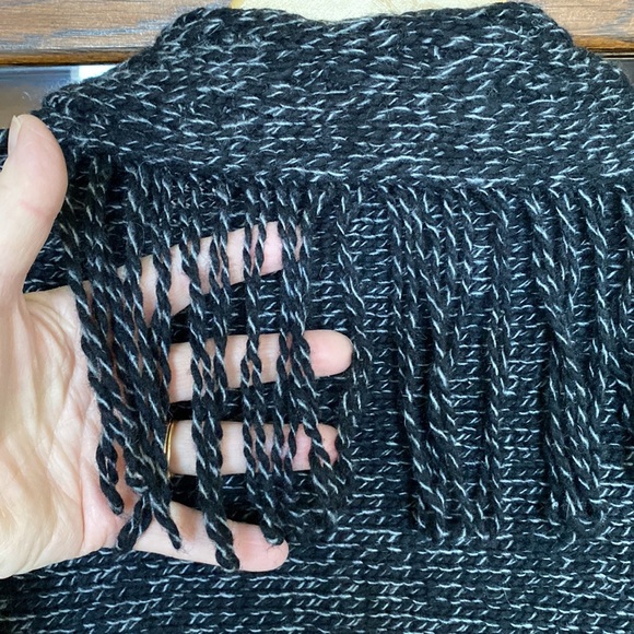 ‘Studio M’ Black/Light Grey Open Cardigan With Fringe Asymmetrical Hem Size Med - Picture 3 of 11